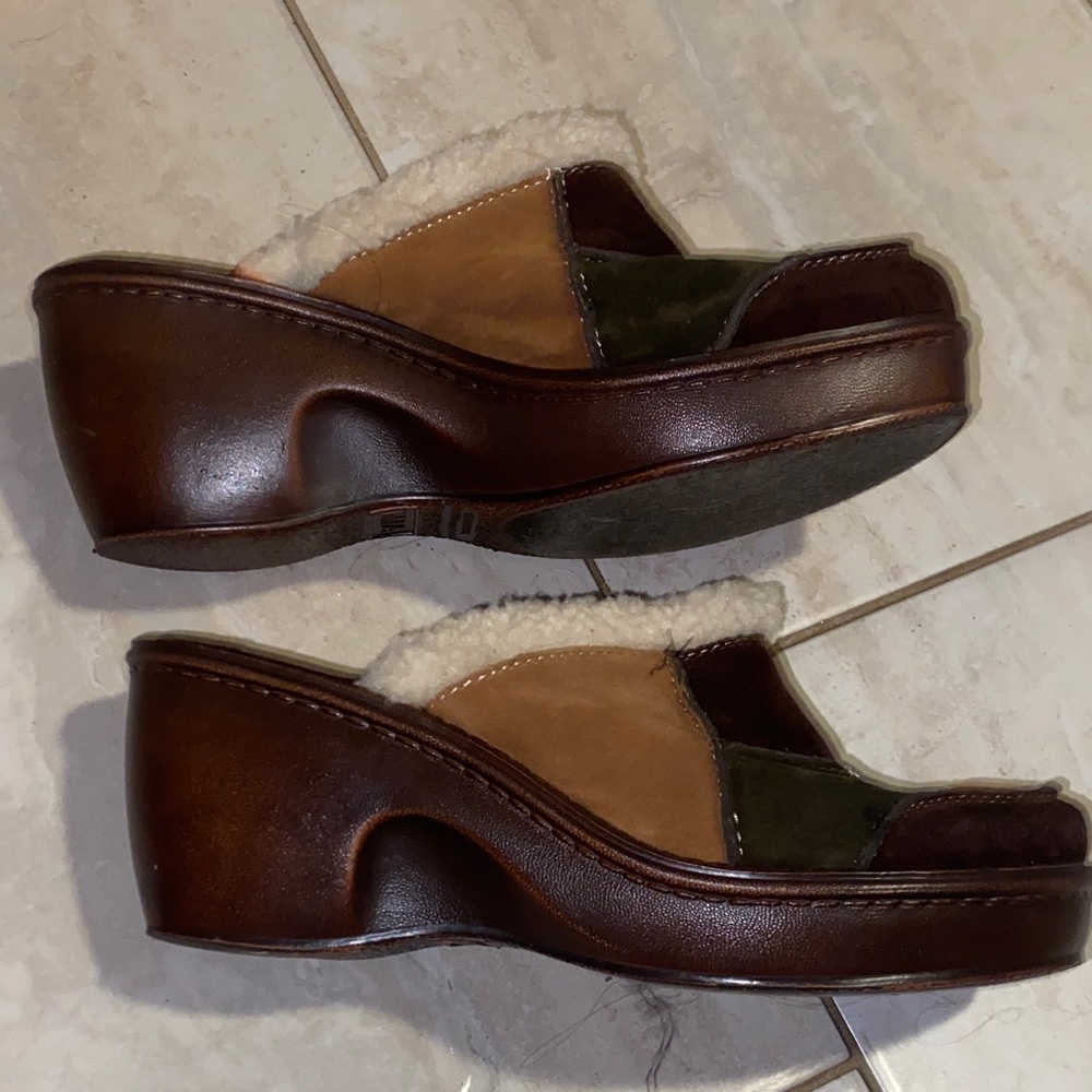 Vintage MIA Women's Brown and Tan Suede Mules - Picture 2 of 4